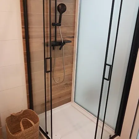 Apartament Fajny Kat Ustrzyki Dolne Exterior photo