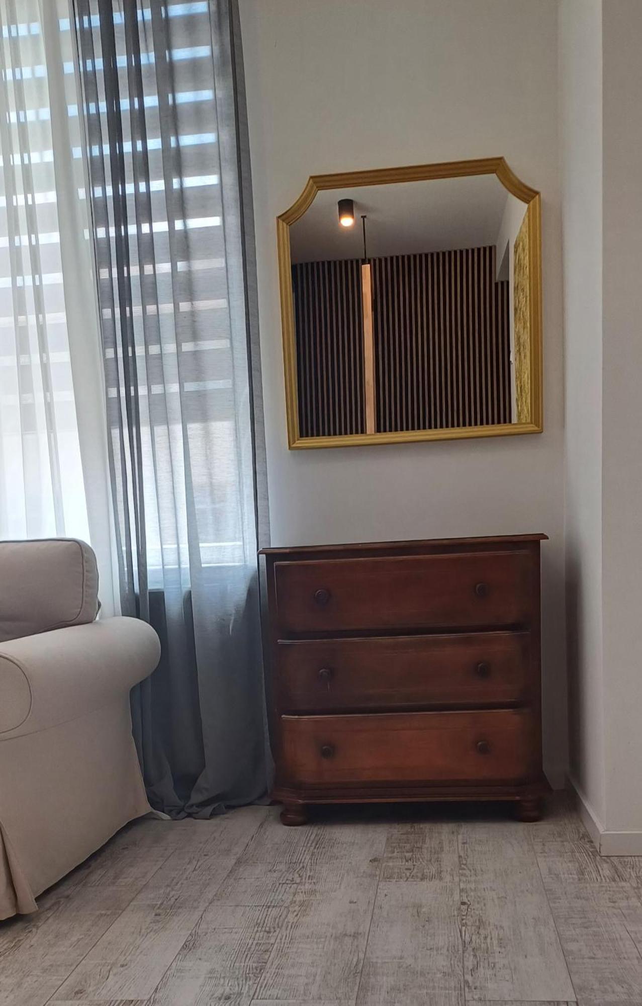 Kat Apartment